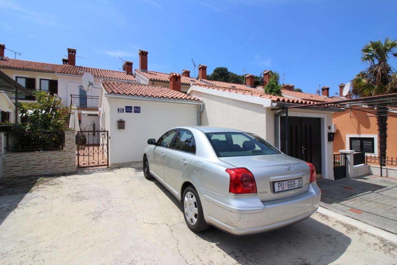 Apartment In Porec/Istrien 10214 Kültér fotó