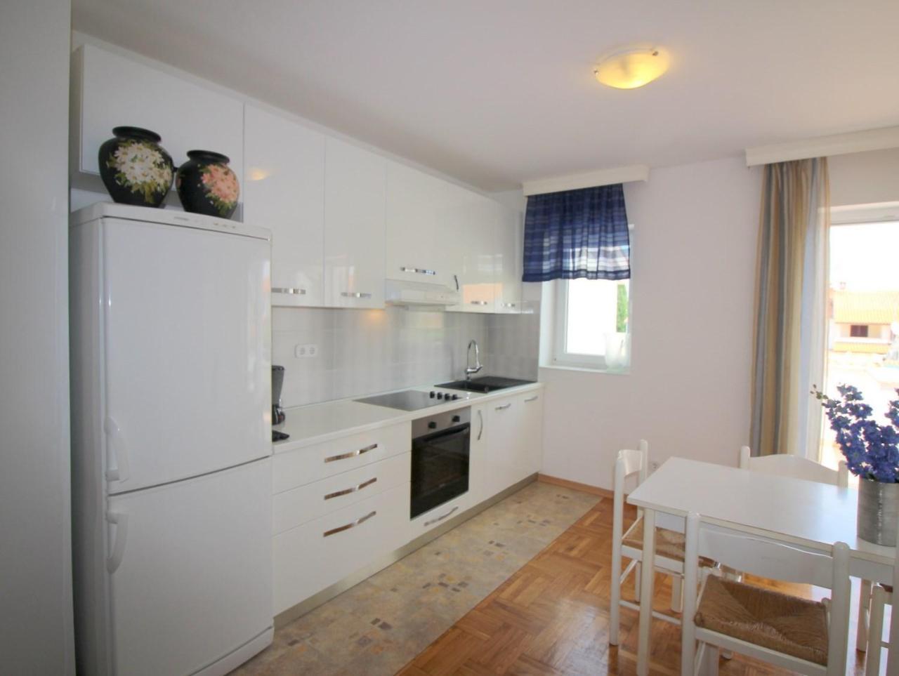 Apartment In Porec/Istrien 10214 Kültér fotó